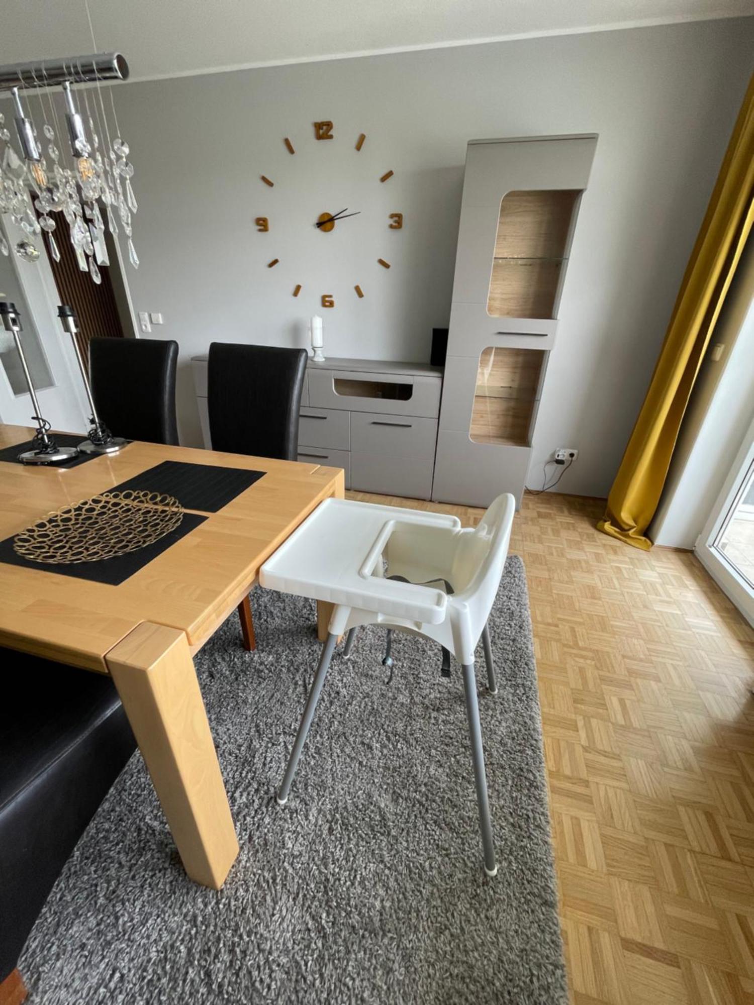 Me Homes - Grosse Moderne Designer-Wohnung Fuer Urlaub Und Business - Mit Kueche, Buero, Balkon Und 2 Parkplaetzen 拜罗伊特 外观 照片